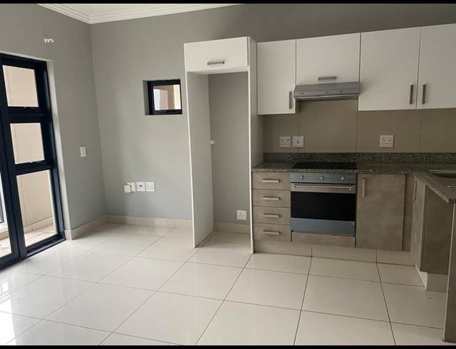 2 BEDROOM APARTMENT FOR SALE IN UMHLANGA RIDGE